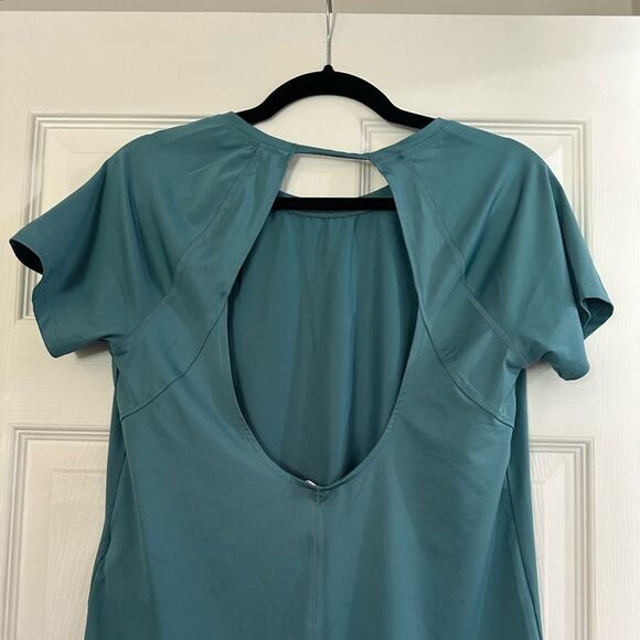 Under Armour Tops - Teal Under Armor Open Back Short Sleeve Shirt